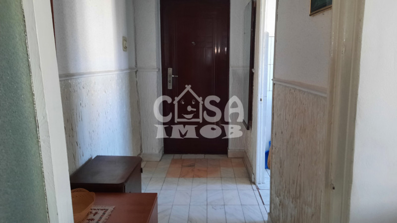 COMISION 0-Vanzare apartament 2 camere, etaj 2, micro 11 Targoviste