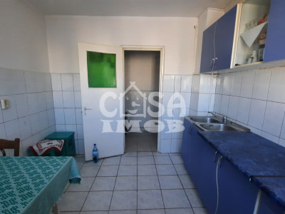 COMISION 0-Vanzare apartament 2 camere, etaj 2, micro 11 Targoviste