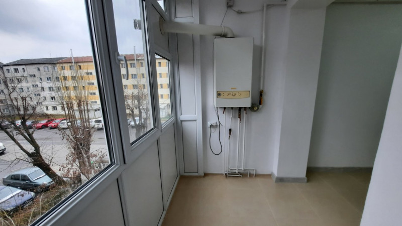 COMISION 0-Vanzare apartament 2 camere, etaj 2, micro 9 Targoviste