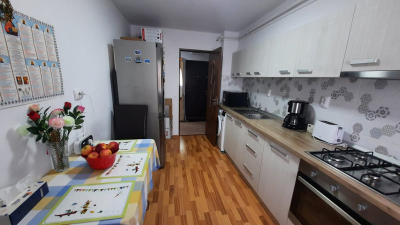 Comision 0 - Vânzare apartament 2 camere, etaj 2, micro 12 Târgoviște