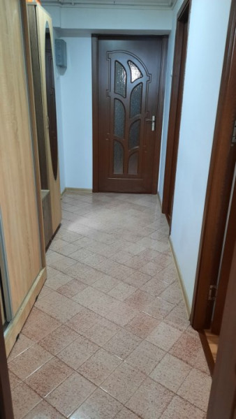 Comision 0 - Vânzare apartament 2 camere, etaj 2, micro 12 Târgoviște