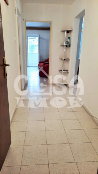 Comision 0 - Vânzare apartament 3 camere, etaj 1, micro 3 Târgoviște