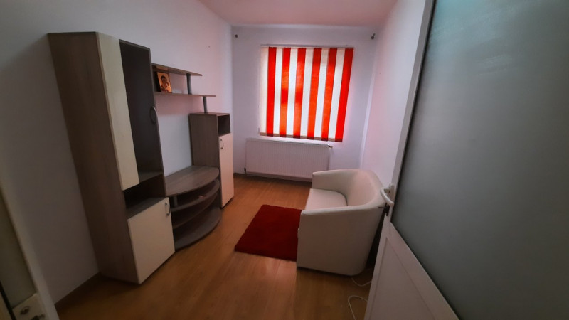 Inchiriere apartament 3 camere, micro 4 in Targoviste