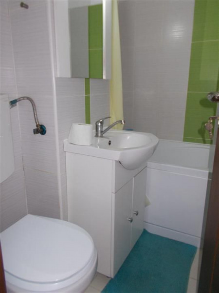 Inchiriere garsoniera confort 1, ETAJ 1,  micro 6 Targoviste