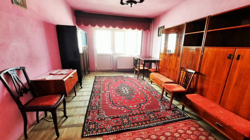 Comision 0 - Apartament 2 camere, central în Târgoviște