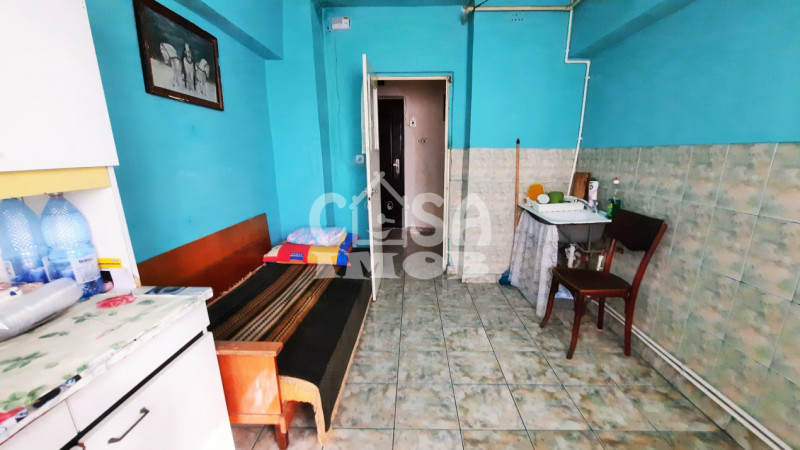 Comision 0 - Apartament 2 camere, central în Târgoviște