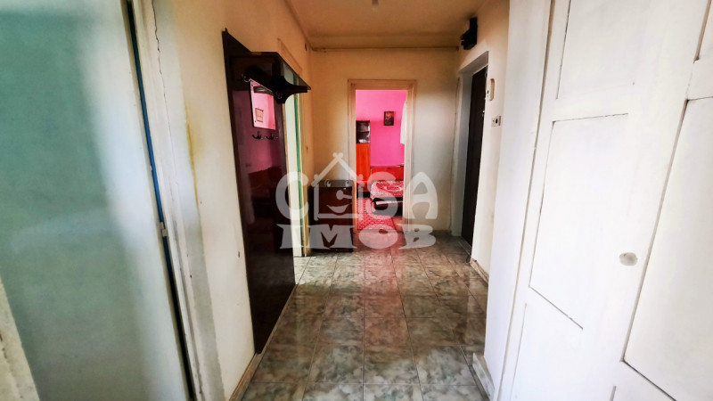 Comision 0 - Apartament 2 camere, central în Târgoviște