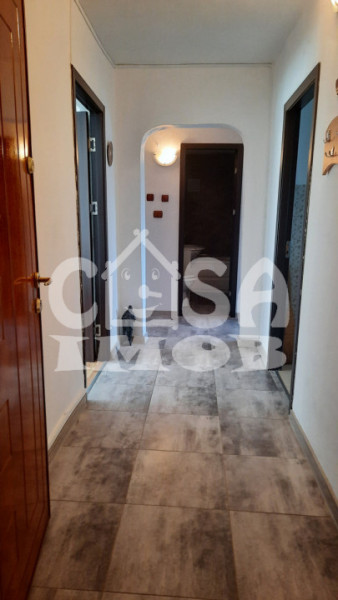 Comision 0 - Apartament 3 camere, etaj 2 în Pucioasa