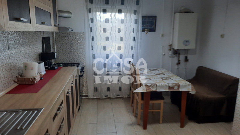 Comision 0 - Apartament 3 camere, etaj 2 în Pucioasa