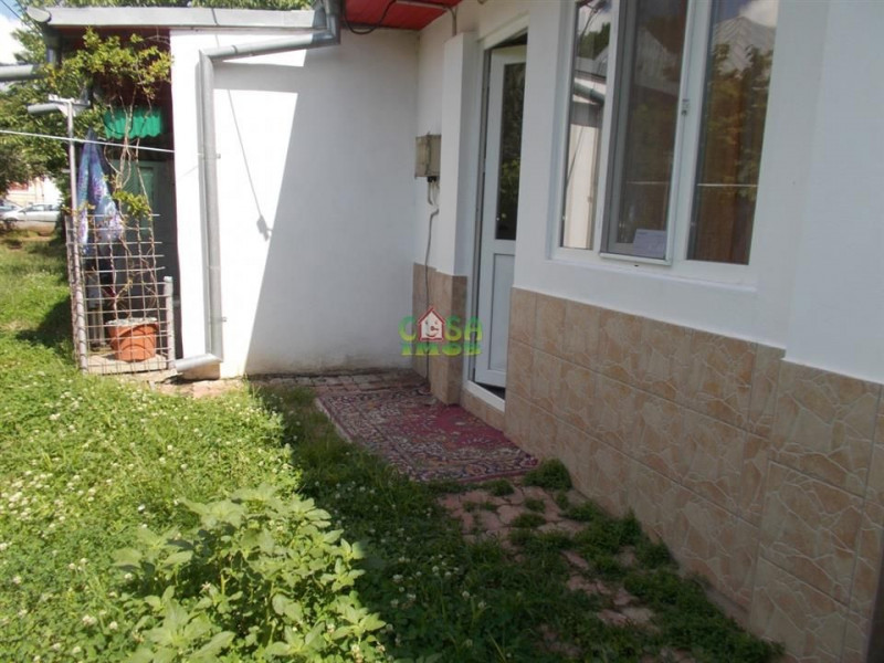 Inchiririere casa 2 camere, langa Liceul Carabella, in Targoviste