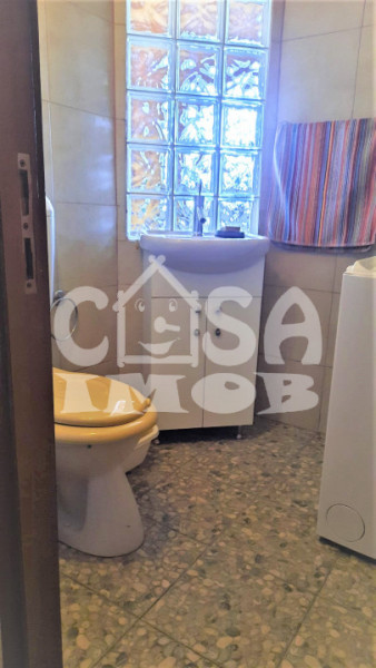 Comision 0 - Apartament 3 camere, decomandat în Târgoviște