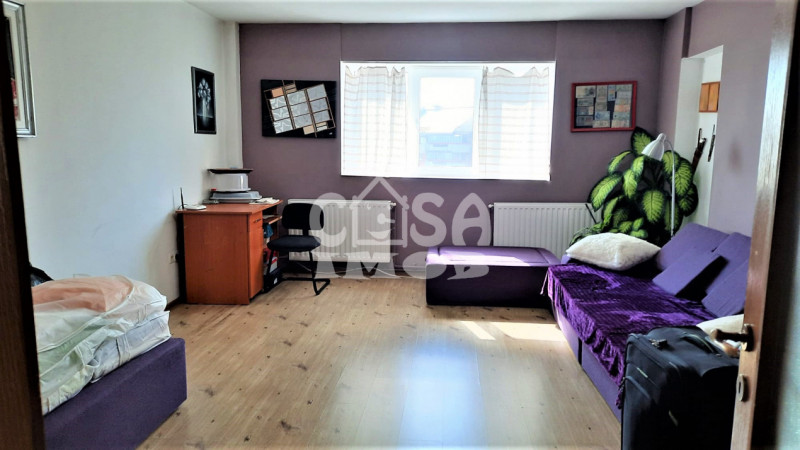 Comision 0 - Apartament 3 camere, decomandat în Târgoviște