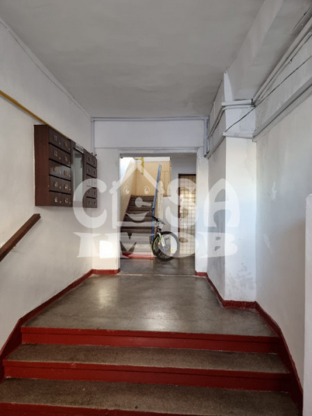 Comision 0 - Vânzare apartament 3 camere, decomandat lângă Piața 1 Mai