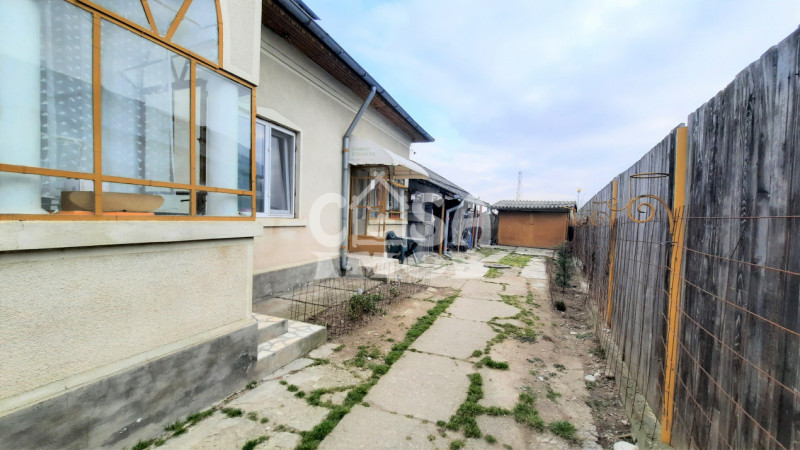 Comision 0 - Casă în centrul comunei Răzvad, judetul Dâmbovița