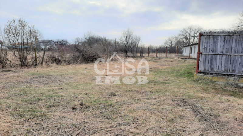 Comision 0 - Casă în centrul comunei Răzvad, judetul Dâmbovița