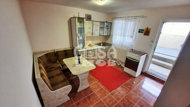 Comision 0 - Vilă P+1, zonă superbă, lângă Pucioasa, judetul Dâmbovița