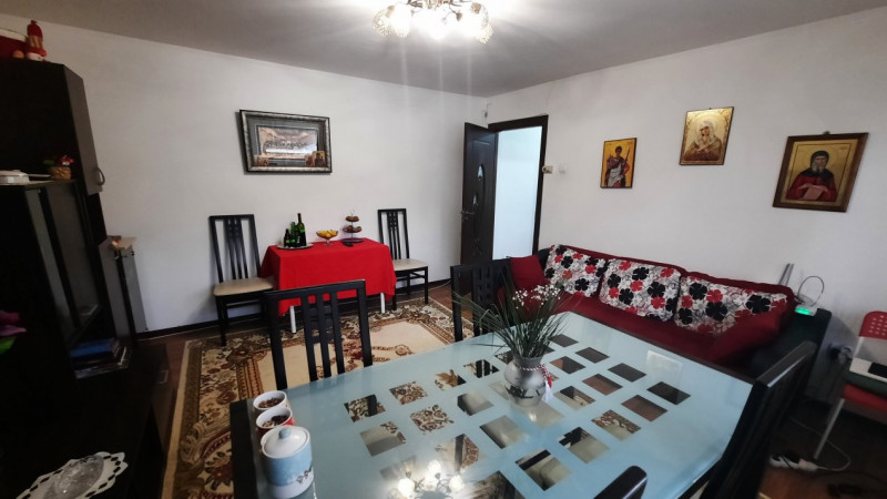 Comision 0 - Apartament 4 camere, parter, 82 mp, micro 4,  Târgoviște