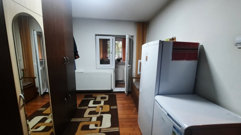 Comision 0 - Apartament 4 camere, parter, 82 mp, micro 4,  Târgoviște