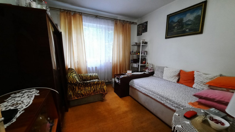 Comision 0 - Vânzare apartament 2 camere, micro 9, etaj 1, în Târgoviște