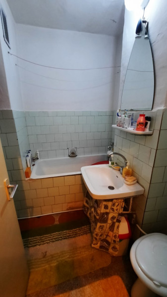 Comision 0 - Vânzare apartament 2 camere, micro 9, etaj 1, în Târgoviște