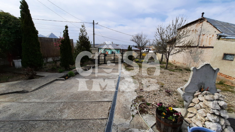 Comision 0 - Casa in com. Razvad, jud. Dambovita - 5 km de Targoviste