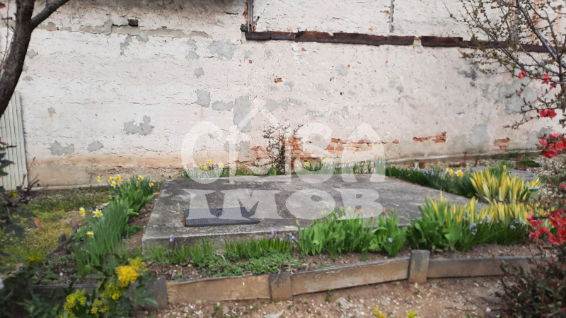 Comision 0 - Casa in com. Razvad, jud. Dambovita - 5 km de Targoviste