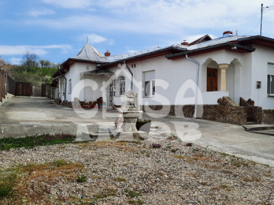 Comision 0 - Casa in com. Razvad, jud. Dambovita - 5 km de Targoviste