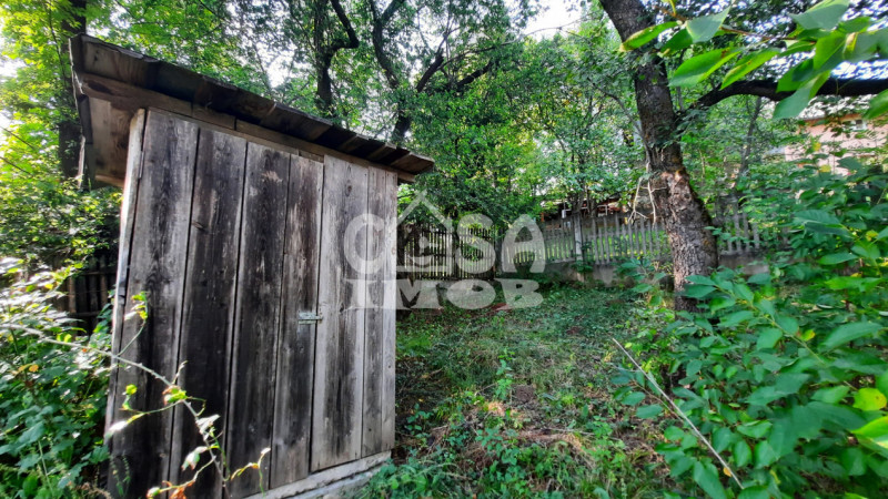 Comision 0 - Vânzare teren în com. Runcu, sat Ferestre, jud. Dâmbovița