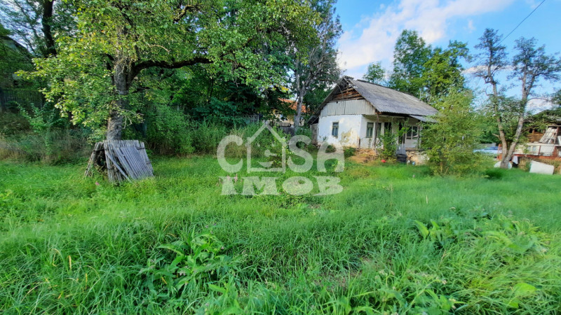 Comision 0 - Vânzare teren în com. Runcu, sat Ferestre, jud. Dâmbovița