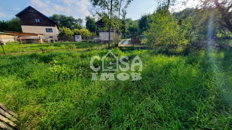 Comision 0 - Vânzare teren în com. Runcu, sat Ferestre, jud. Dâmbovița