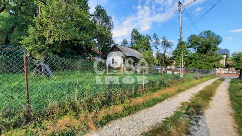 Comision 0 - Vânzare teren în com. Runcu, sat Ferestre, jud. Dâmbovița