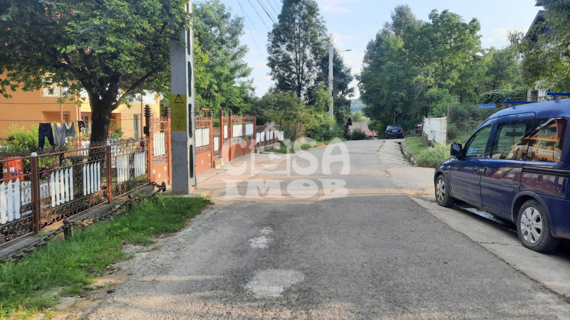 Comision 0 - Vânzare teren în com. Runcu, sat Ferestre, jud. Dâmbovița