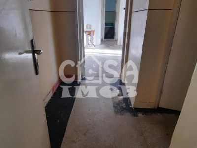 Comision 0 - Vanzare apartament 2 camere, confort 1, etaj 2, in Targoviste