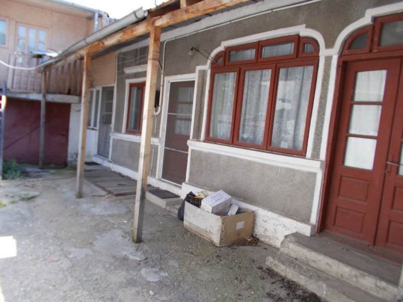 Vanzare casa semicentral in Targoviste Calea Domneasca