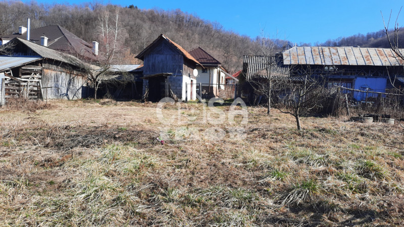 Comision 0 - Casă în Manga, central, judetul Dâmbovița