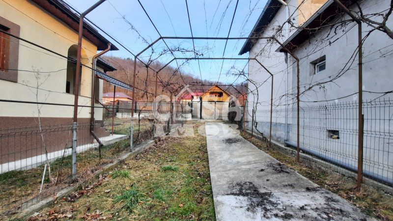 Comision 0 - Casă în Manga, central, judetul Dâmbovița