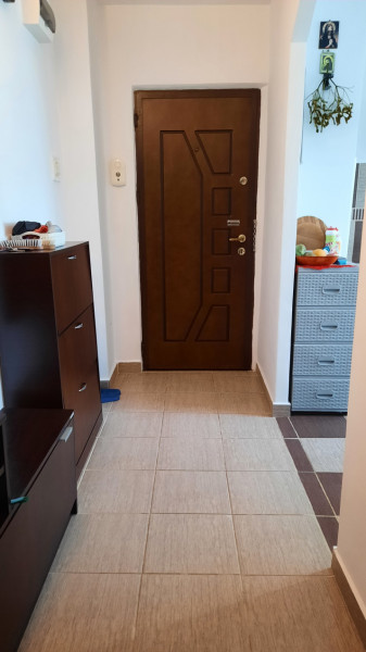 Vânzare apartament 2 camere, confort 1, micro 11 Târgoviște