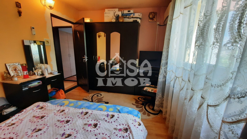 Vânzare apartament 2 camere, confort 1, micro 11 Târgoviște
