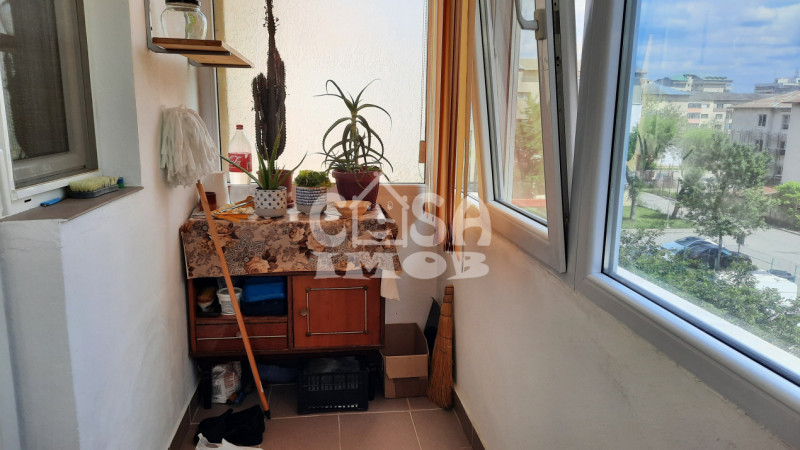 Vânzare apartament 2 camere, confort 1, micro 11 Târgoviște
