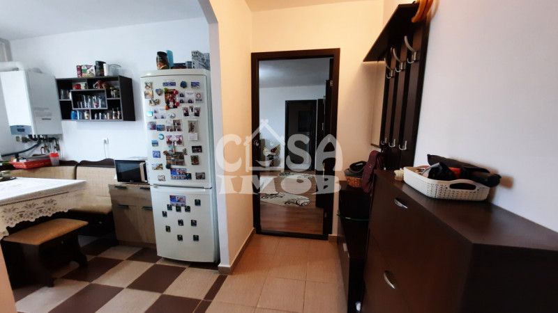 Vânzare apartament 2 camere, confort 1, micro 11 Târgoviște