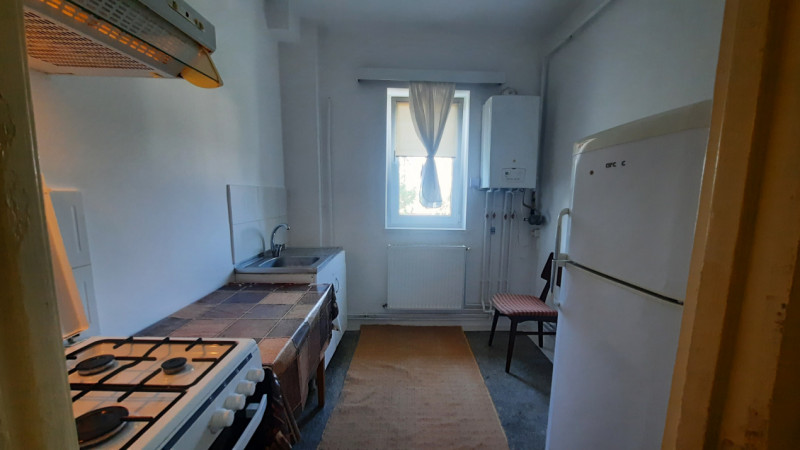 Închiriere apartament 2 camere, lângă școală, micro 9 Târgoviște