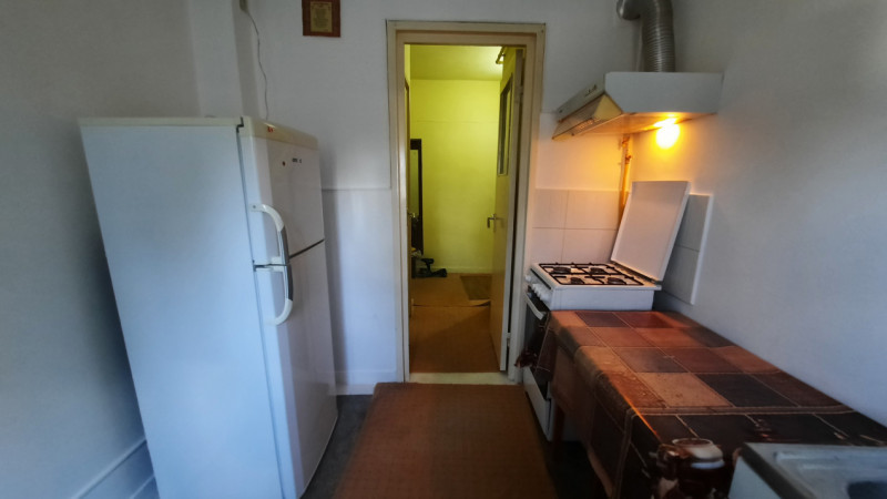 Închiriere apartament 2 camere, lângă școală, micro 9 Târgoviște