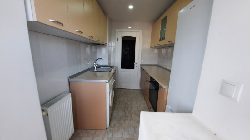 Inchiriere apartament 2 camere, etaj 6, micro 6 Targoviste