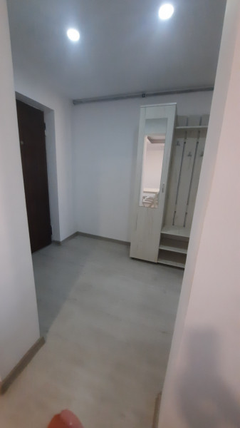 Inchiriere apartament 2 camere, etaj 6, micro 6 Targoviste