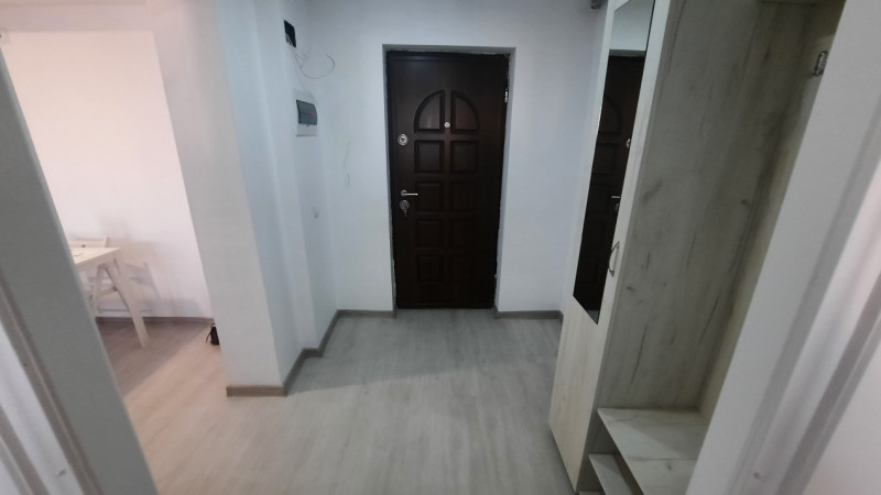 Inchiriere apartament 2 camere, etaj 6, micro 6 Targoviste