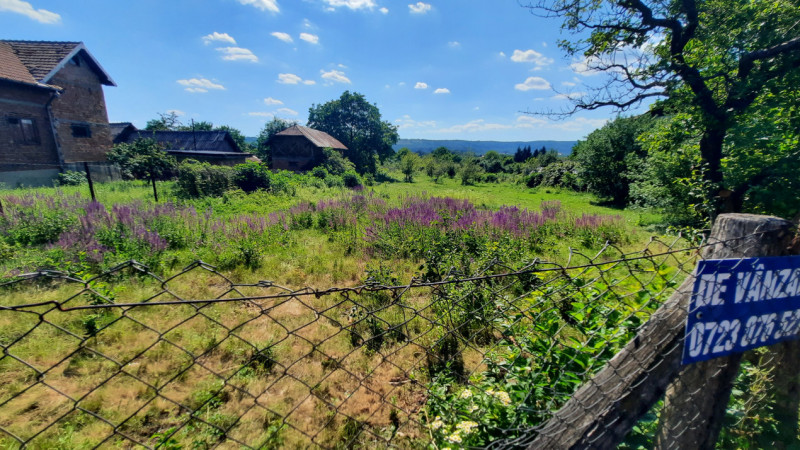 Comision 0 - Teren intravilan, pentru constructii, in Izvoarele, jud. Dambovita