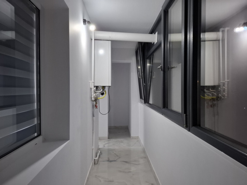 Închiriere apartament 3 camere, decomandat, micro 4 in Târgoviște