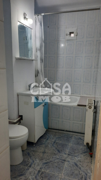 COMISION 0 - Apartament 3 camere, micro 6, etaj 3, Târgoviște