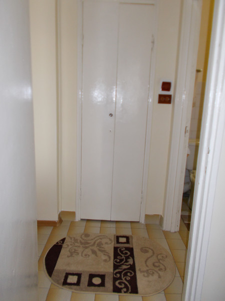 Inchiriere apartament 3 camere, etaj 4, micro 9 Targoviste