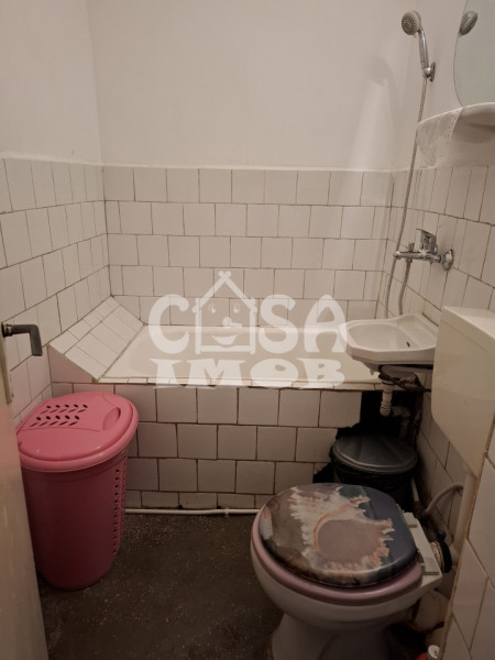 Vânzare garsonieră în Târgoviște, str. Laminorului, et.4